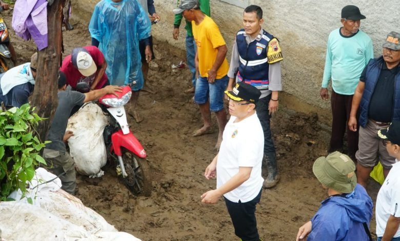 Bupati Sudewo Turun Langsung Tangani Banjir, Perbaikan Tanggul hingga Pompa Dikerahkan
